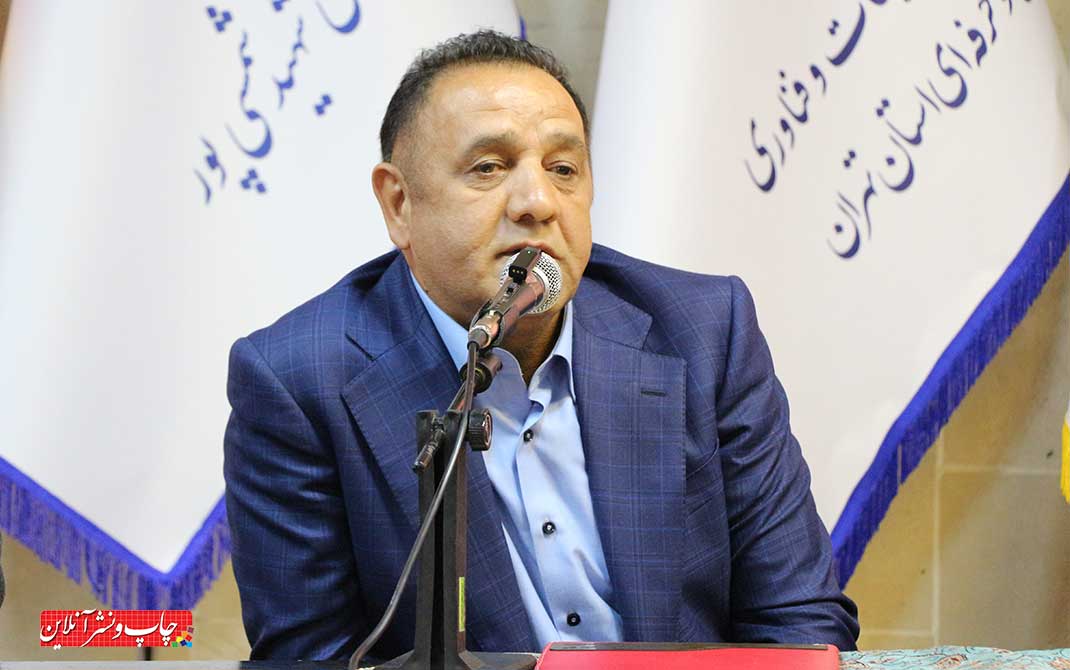 کارگاه آموزشی تابلوسازان